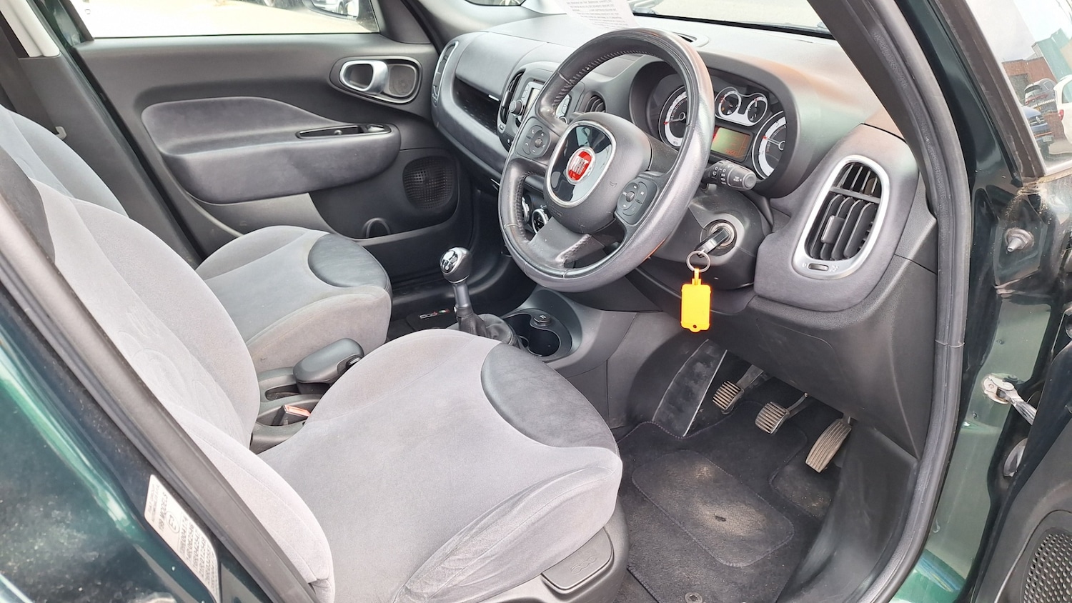 Used Fiat 500L 2014 for sale - 76450638: Photo 6