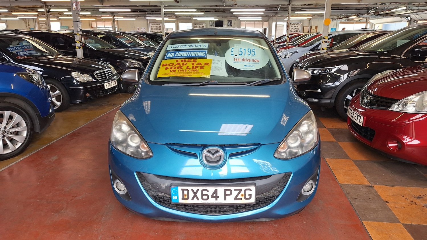 Used Mazda Mazda2 2014 for sale - 75680080: Photo 1