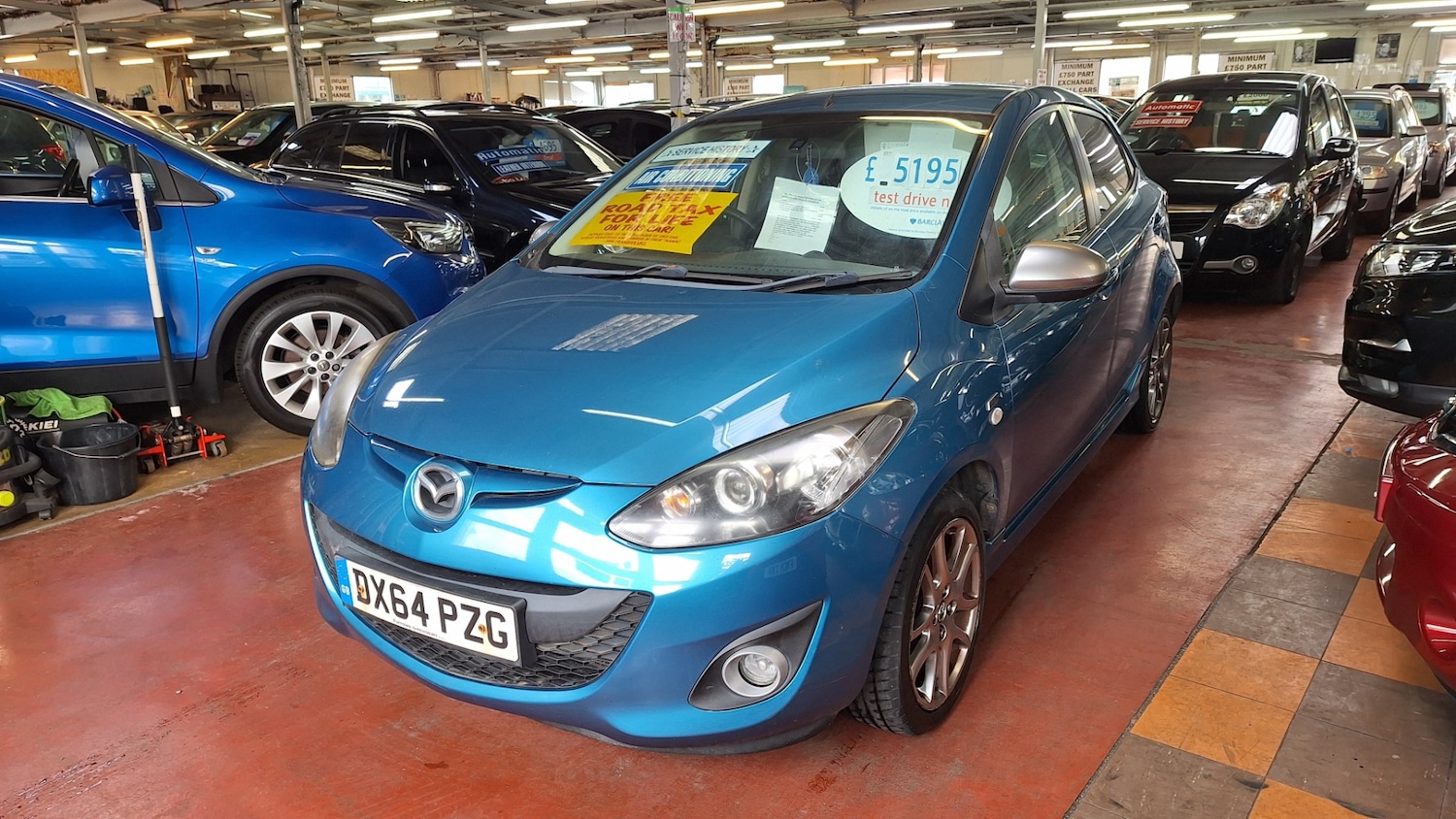 Used Mazda Mazda2 2014 for sale - 75680080: Photo 2