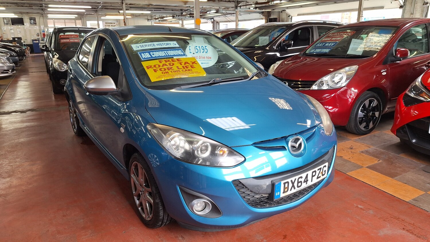 Used Mazda Mazda2 2014 for sale - 75680080: Photo 3
