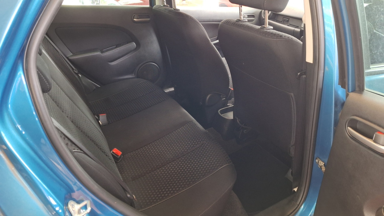 Used Mazda Mazda2 2014 for sale - 75680080: Photo 7