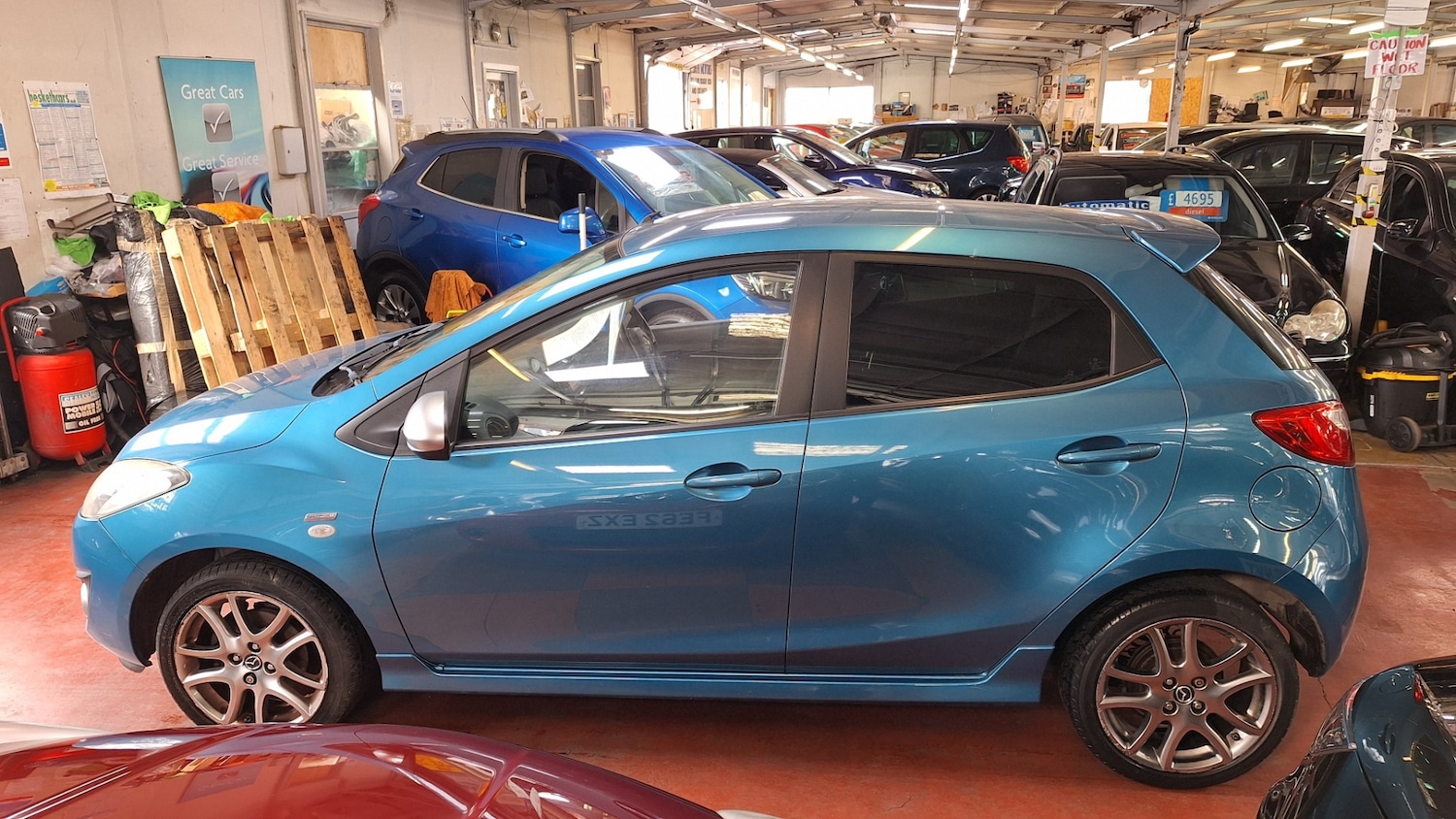 Used Mazda Mazda2 2014 for sale - 75680080: Photo 9
