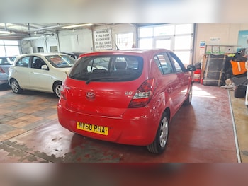 Used Hyundai i20 2011 for sale - 79379028: Photo