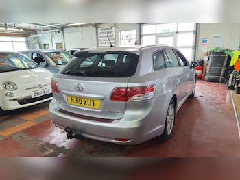 Used Toyota Avensis 2010 for sale - 78873271: Photo