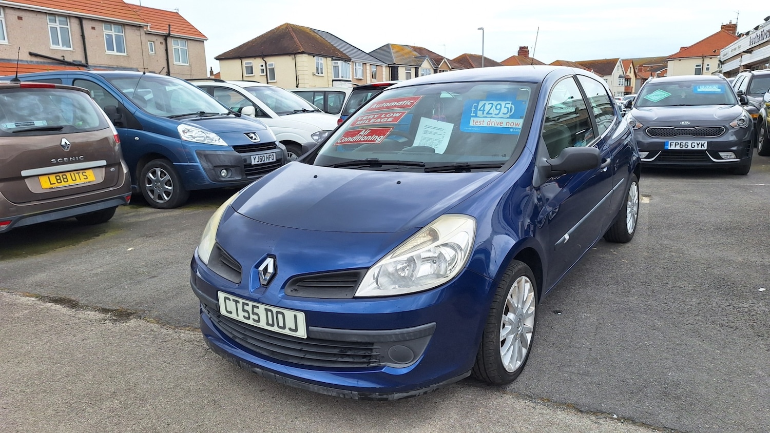 Used Renault Clio 2005 for sale - 76436862: Photo 2