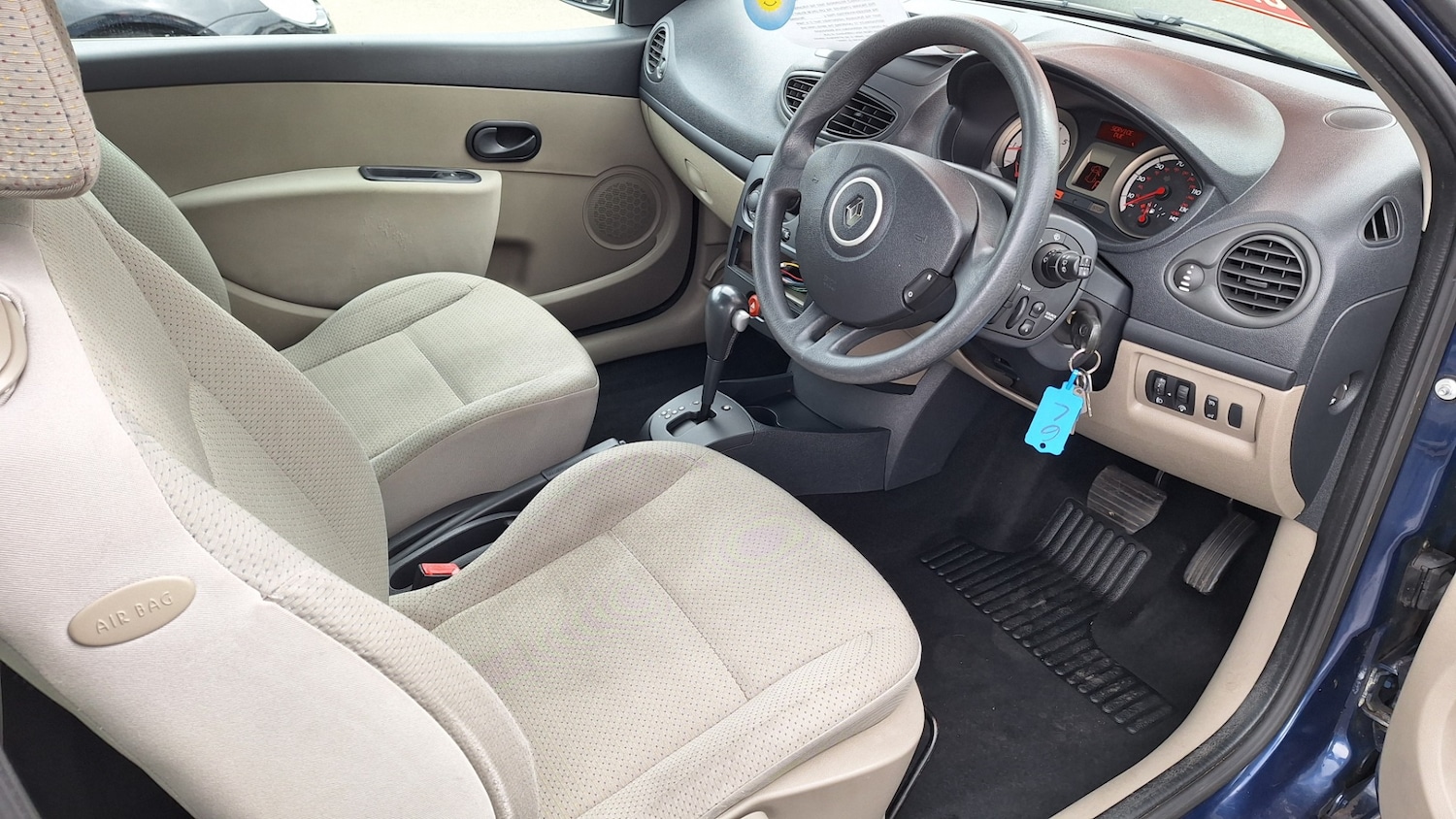 Used Renault Clio 2005 for sale - 76436862: Photo 6