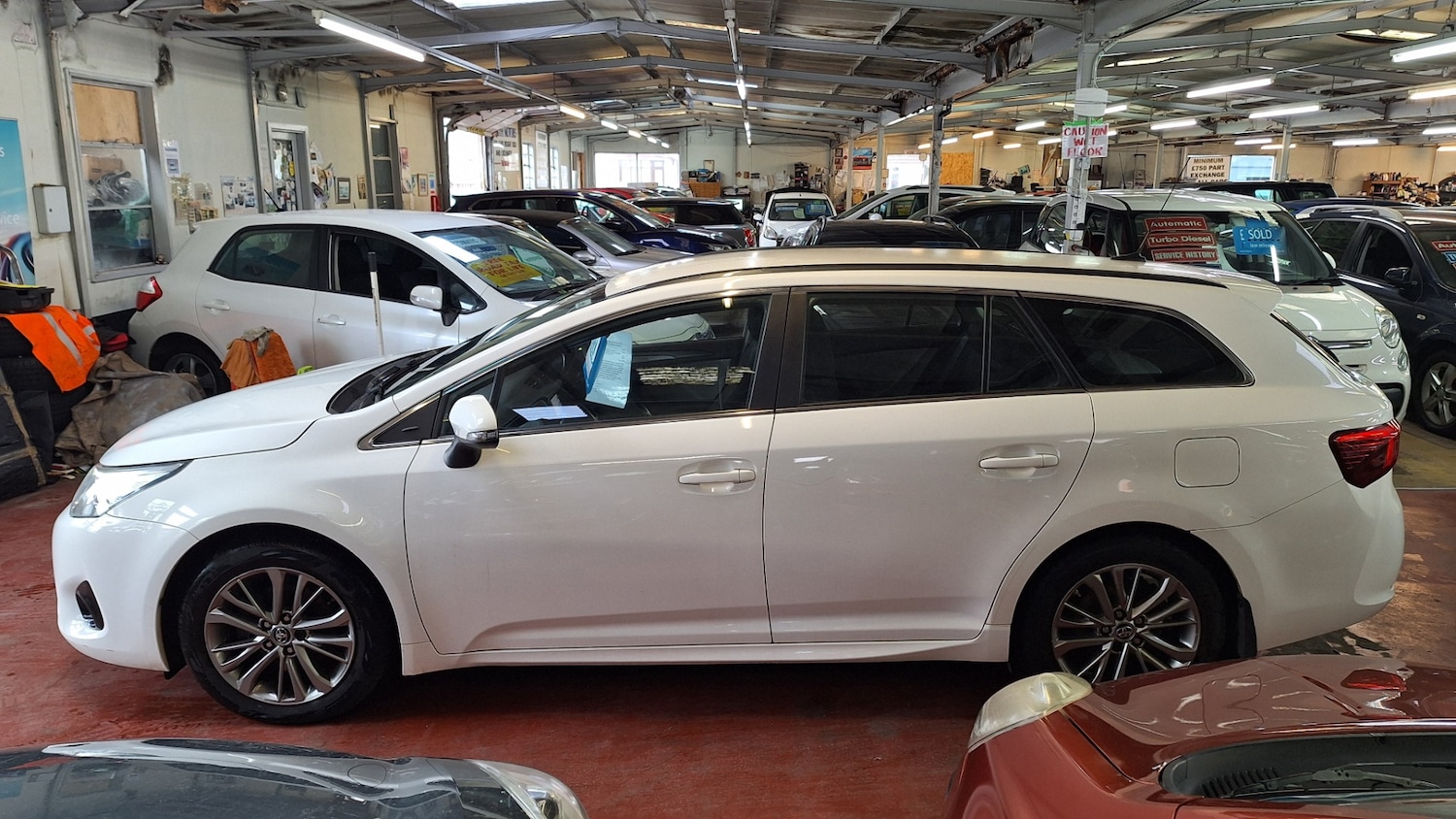 Used Toyota Avensis 2016 for sale - 77789409: Photo 9