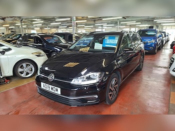Used Volkswagen Golf 2019 for sale - 78508139: Photo