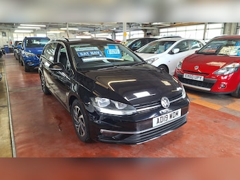 Used Volkswagen Golf 2019 for sale - 78508139: Photo