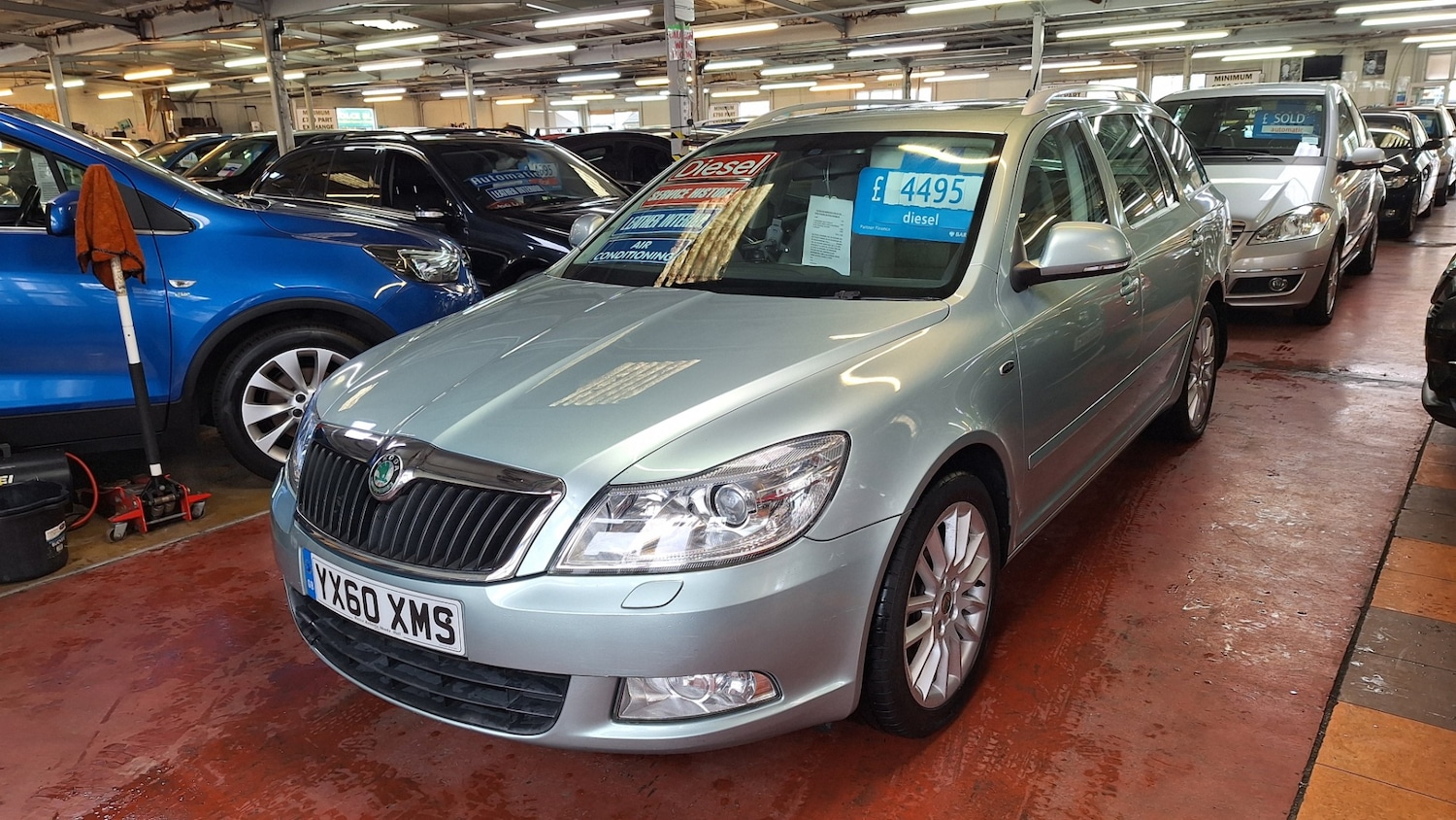 Used Skoda Octavia 2010 for sale - 76553894: Photo 2