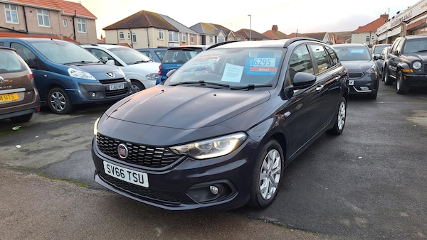 Used Fiat Tipo 2016 for sale - 69169735: Photo 2