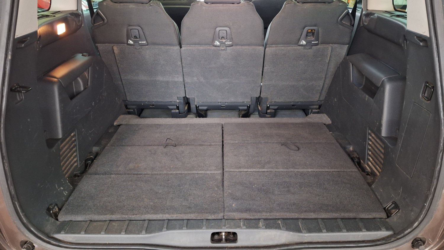 Used Peugeot 5008 2015 for sale - 76232836: Photo 10