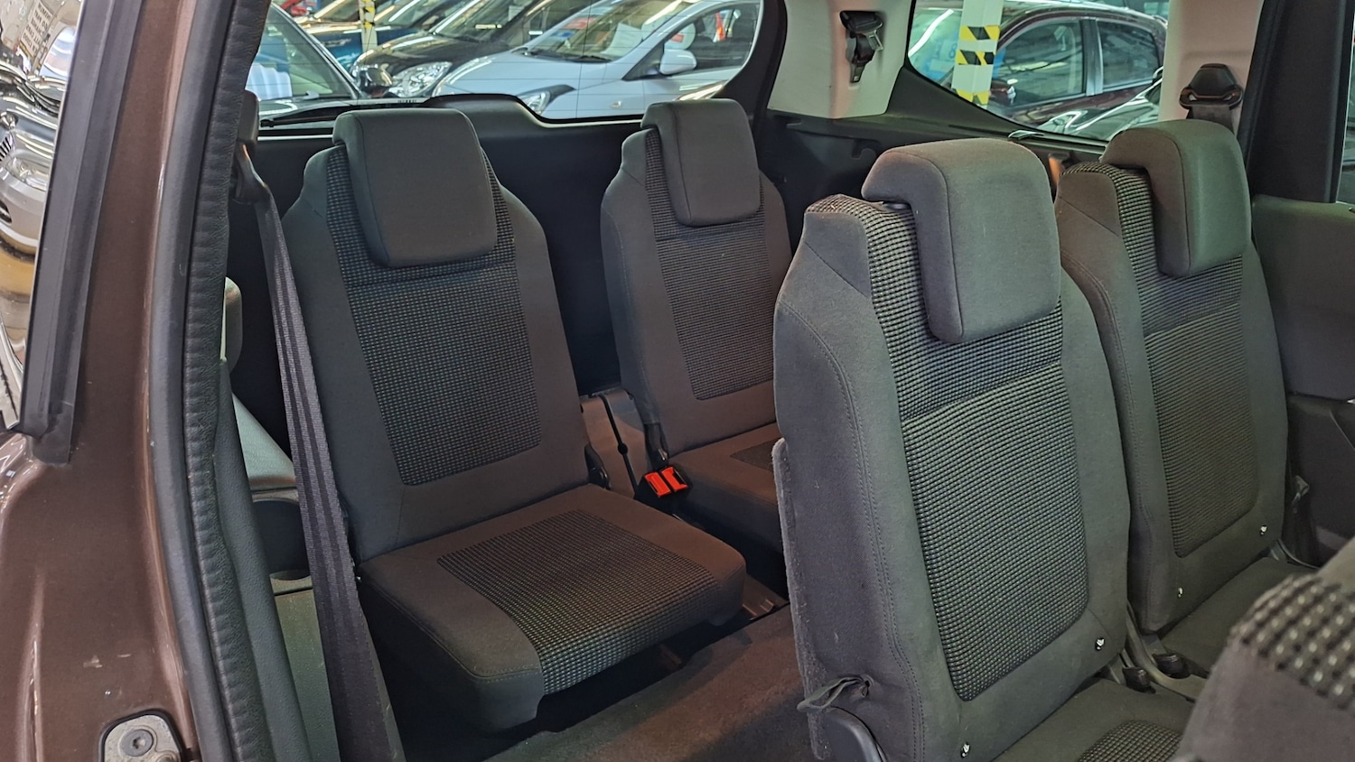 Used Peugeot 5008 2015 for sale - 76232836: Photo 8