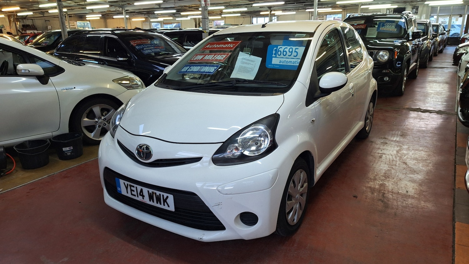 Used Toyota AYGO 2014 for sale - 77310764: Photo 2