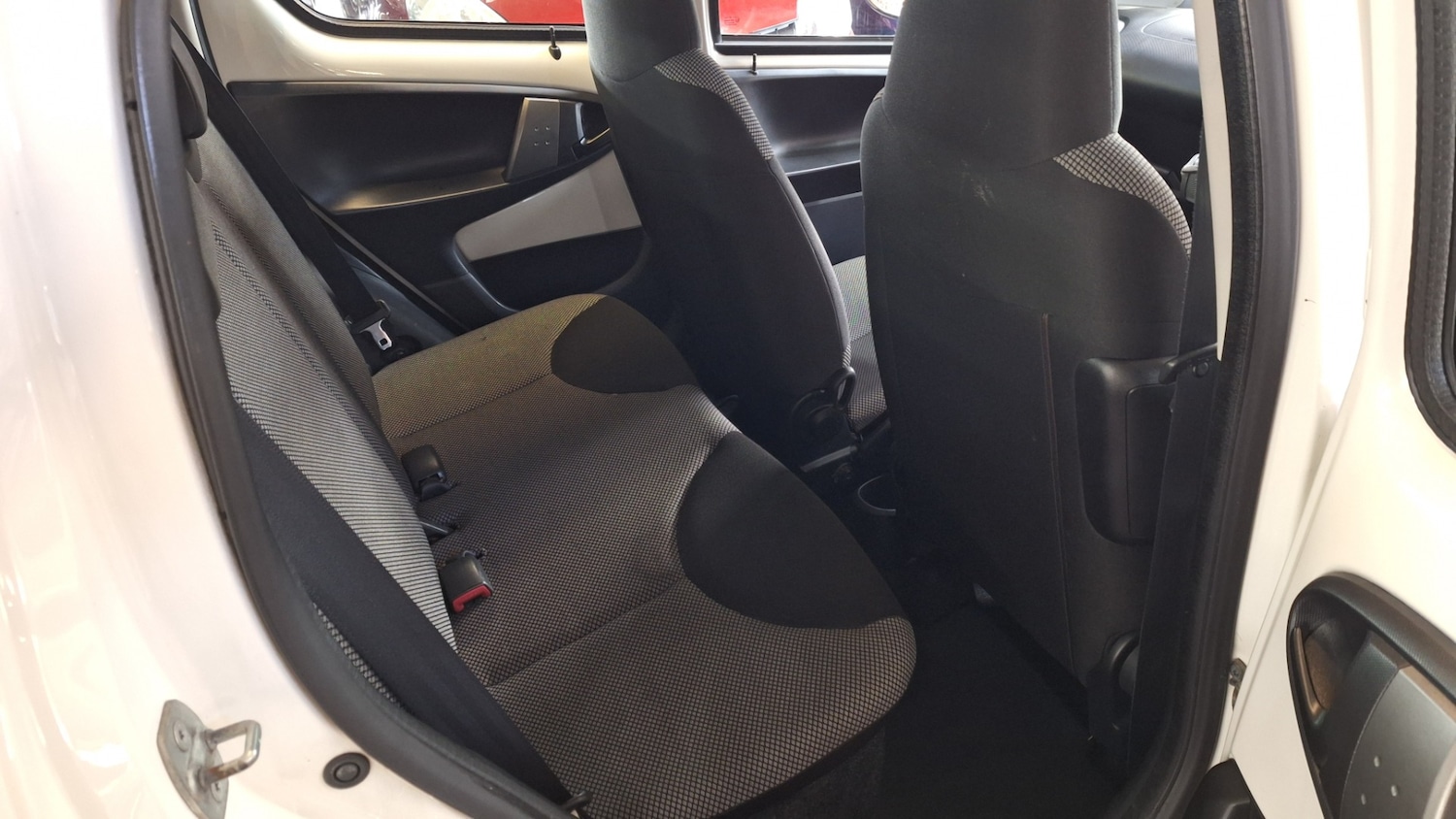 Used Toyota AYGO 2014 for sale - 77310764: Photo 7