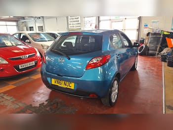 Used Mazda Mazda2 2011 for sale - 79758819: Photo