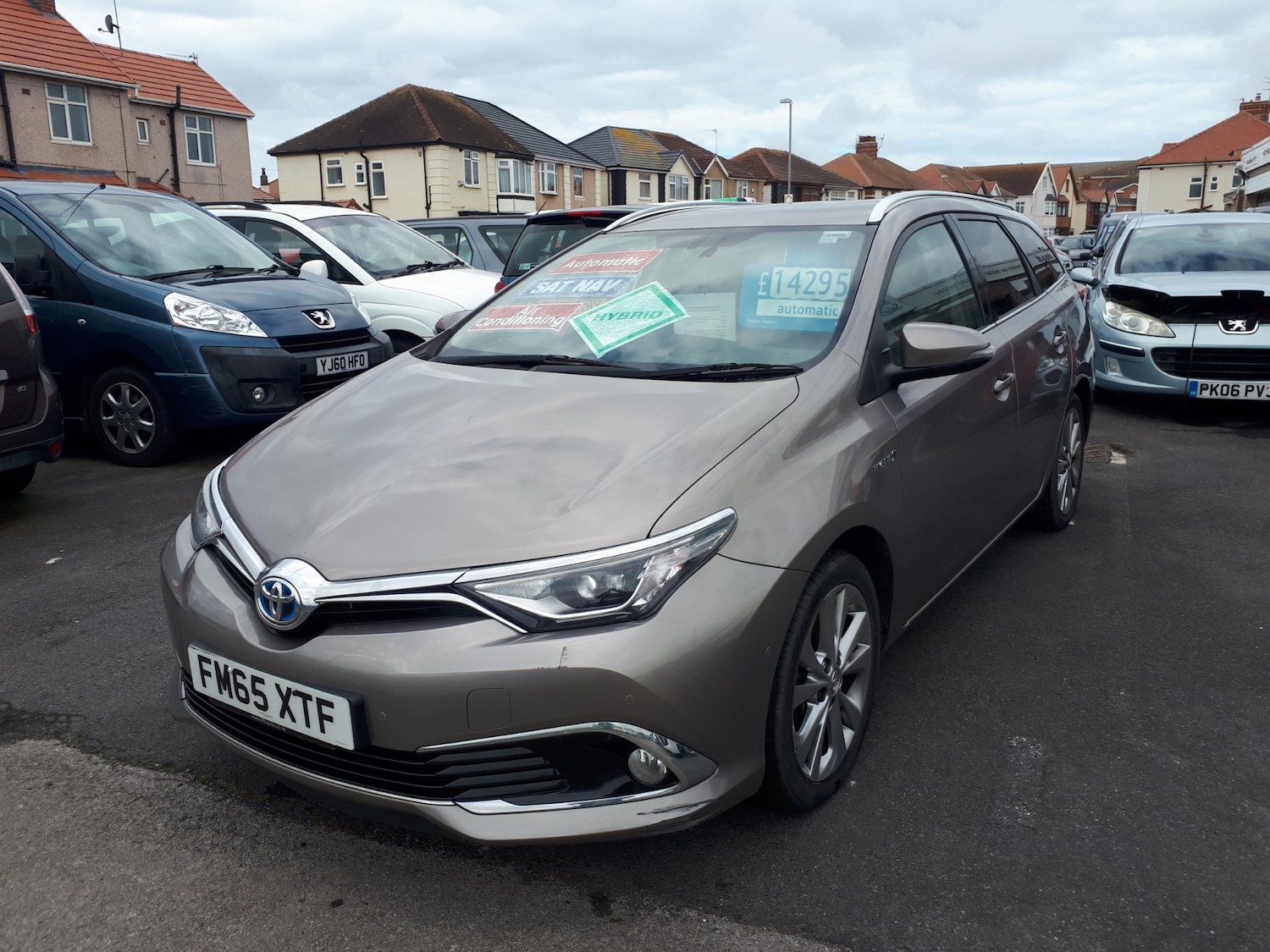 Used Toyota Auris 2016 for sale - 76476992: Photo 2