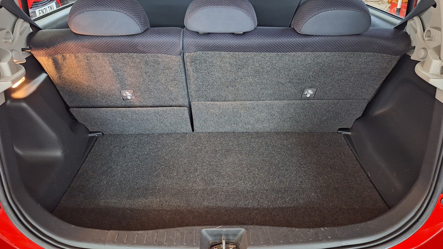 Used Daihatsu Sirion 2007 for sale - 76403265: Photo 8