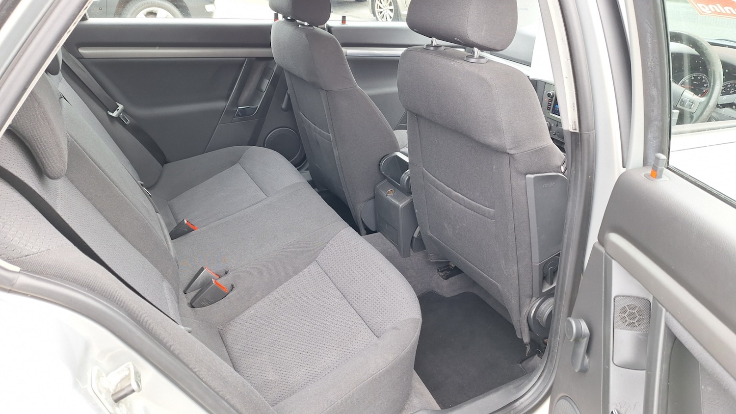 Used Vauxhall Vectra 2006 for sale - 76461674: Photo 7