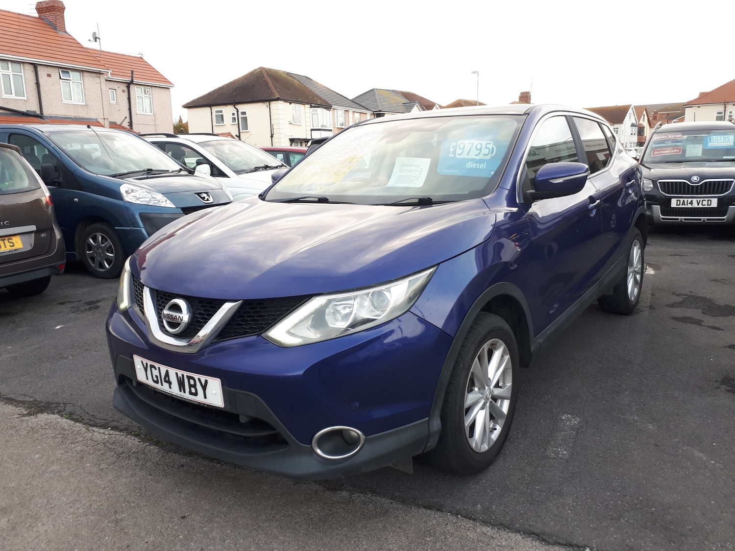 Used Nissan Qashqai 2014 for sale - 76480055: Photo 2
