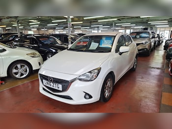 Used Mazda Mazda2 2016 for sale - 79111912: Photo