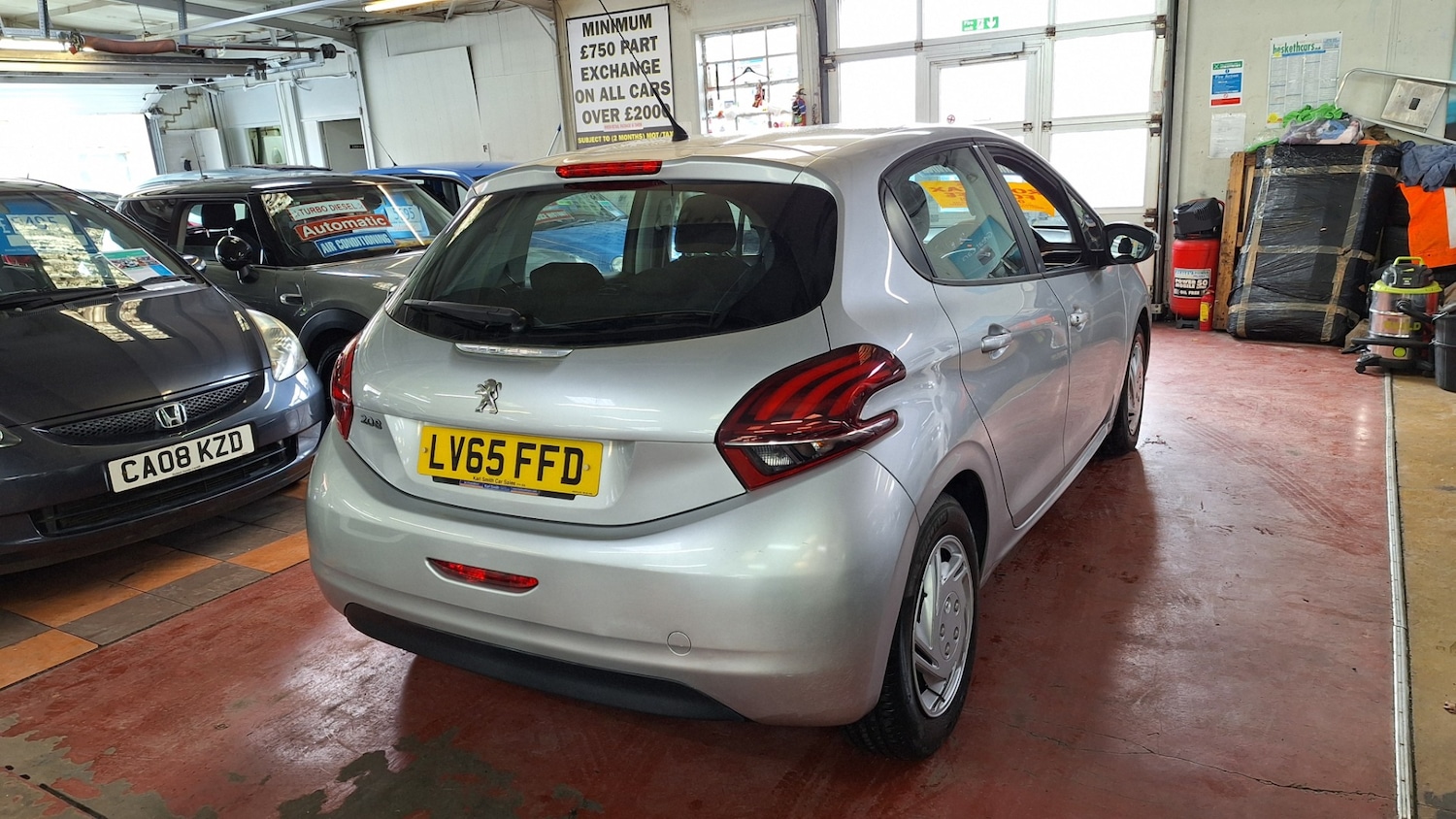 Used Peugeot 208 2015 for sale - 77234141: Photo 4
