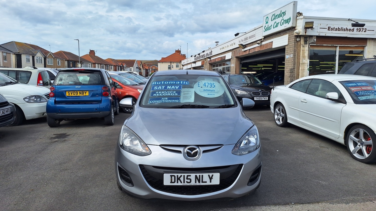 Used Mazda Mazda2 2015 for sale - 75723636: Photo 1