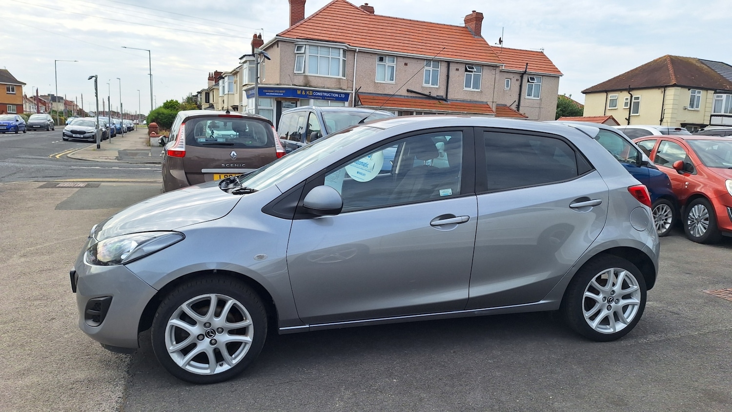 Used Mazda Mazda2 2015 for sale - 75723636: Photo 9