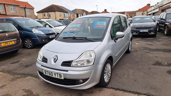 Used Renault Grand Modus 2011 for sale - 69436393: Photo 2
