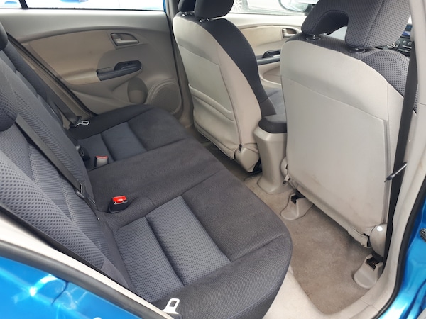 Used Honda Insight 2010 for sale - 75537269: Photo 7