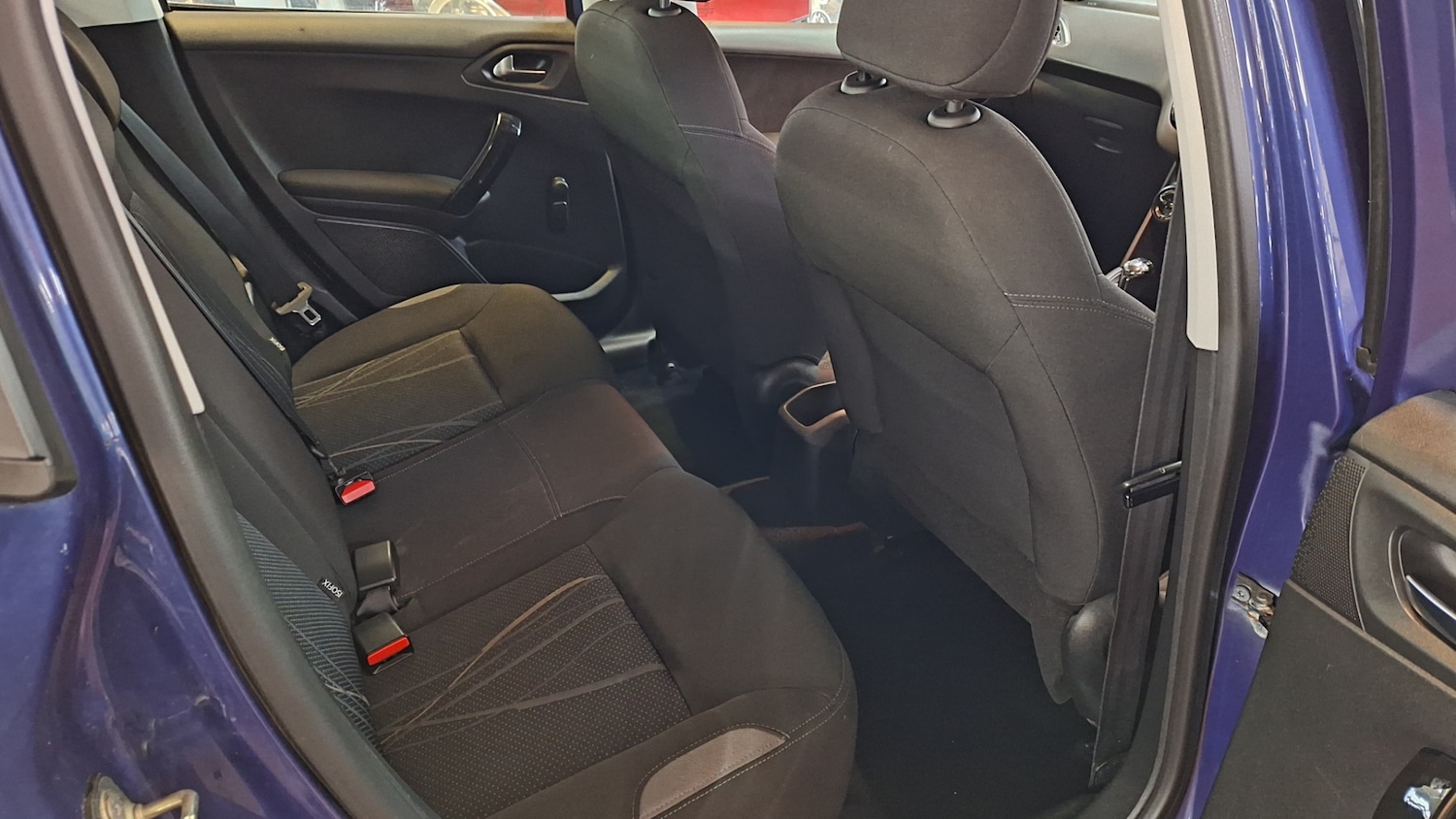 Used Peugeot 208 2012 for sale - 76352370: Photo 7