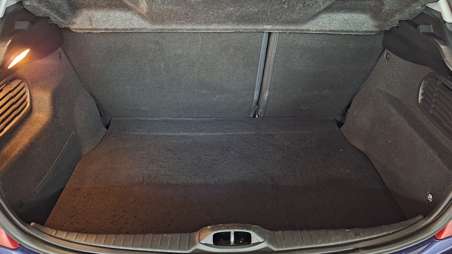 Used Peugeot 208 2012 for sale - 76352370: Photo 8