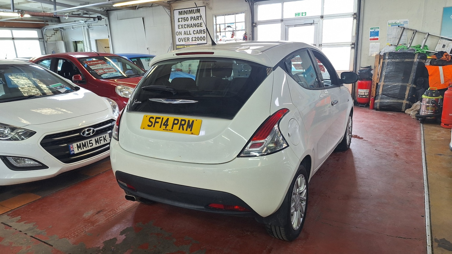 Used Chrysler Ypsilon 2014 for sale - 78132474: Photo 4