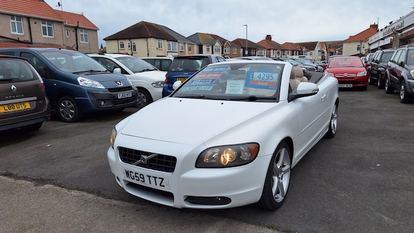 Used Volvo C70 2010 for sale - 72365333: Photo 2