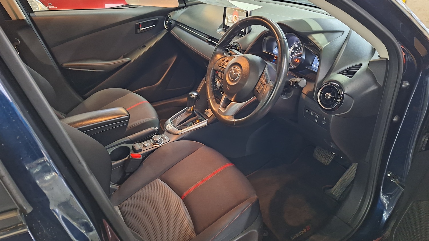 Used Mazda Mazda2 2015 for sale - 76808377: Photo 6