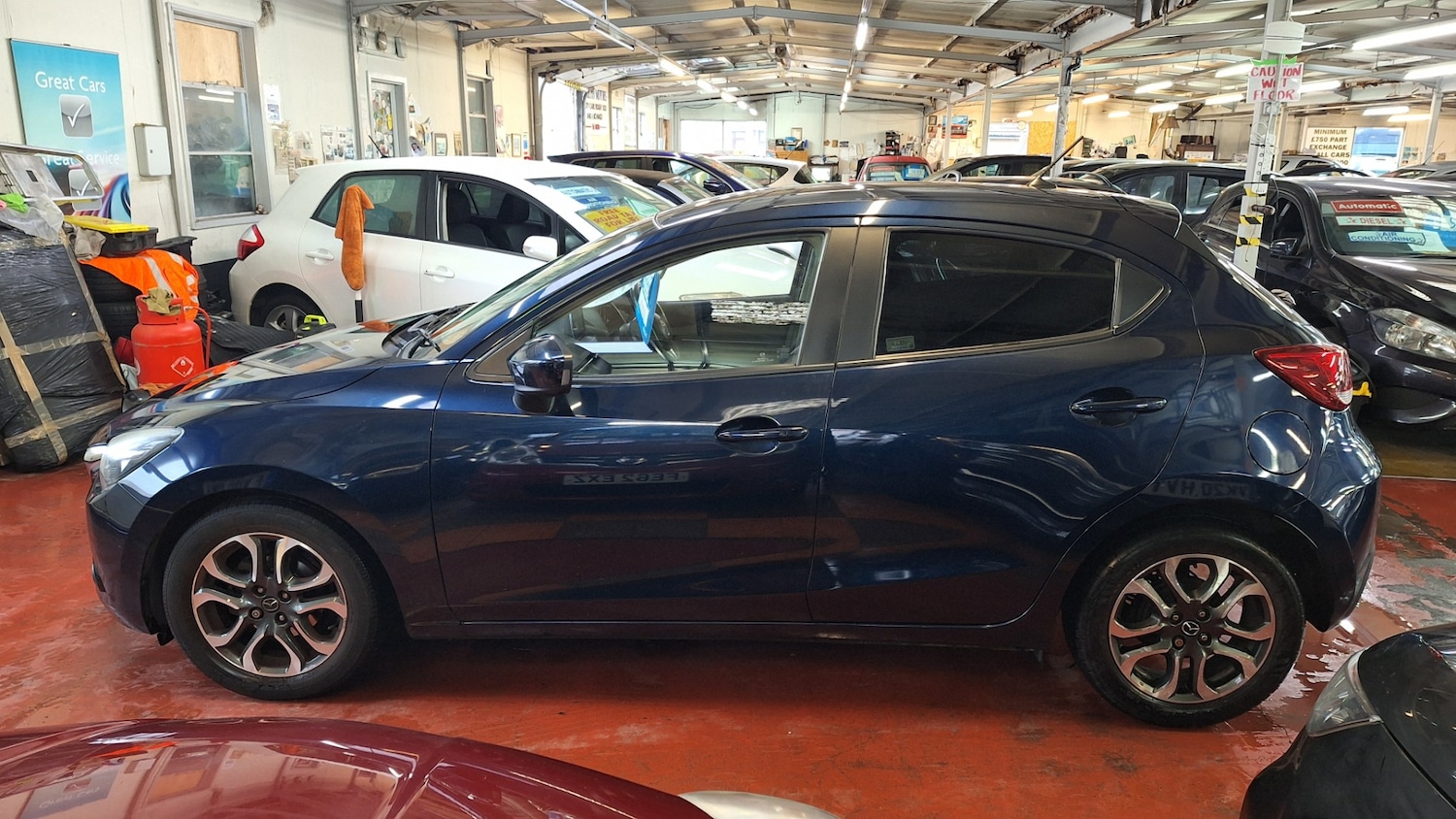 Used Mazda Mazda2 2015 for sale - 76808377: Photo 9