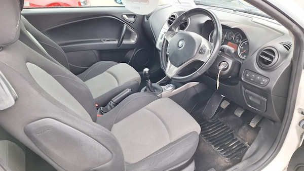Used Alfa Romeo MiTo 2011 for sale - 74468241: Photo 6
