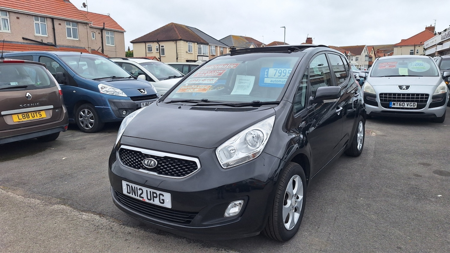 Used Kia Venga 2012 for sale - 76663327: Photo 2
