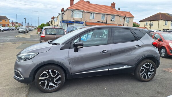 Used Renault Captur 2015 for sale - 75228097: Photo 9