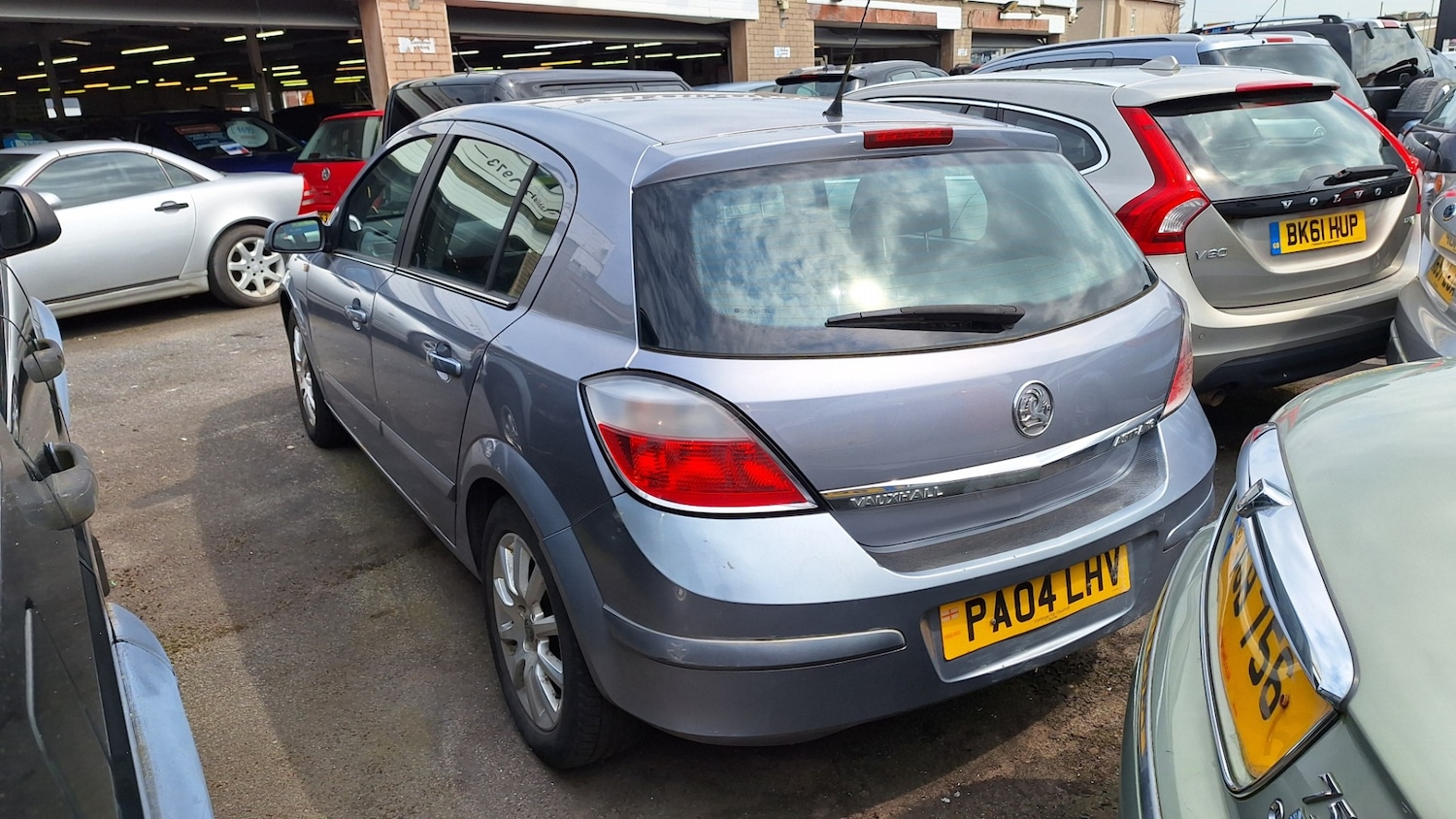 Used Vauxhall Astra 2004 for sale - 76464578: Photo 2