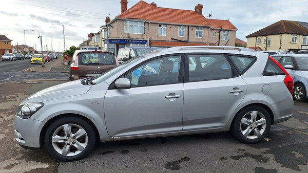 Used Kia Ceed 2011 for sale - 72199357: Photo 9