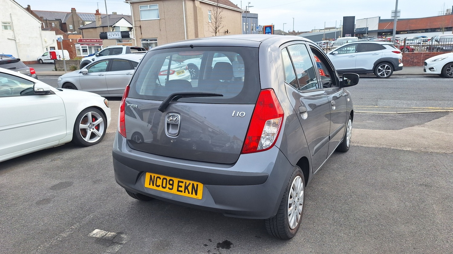 Used Hyundai i10 2009 for sale - 75641345: Photo 4