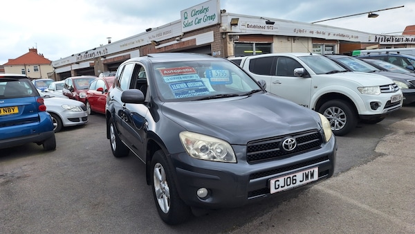 Used Toyota RAV4 2006 for sale - 72181143: Photo 3