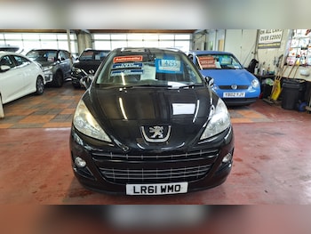 2011 (61) - 1.6 VTi (120 bhp) Allure Automatic 5-Door From £3,495 + Retail Package