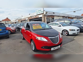 Used Chrysler Ypsilon 2013 for sale - 74100657: Photo