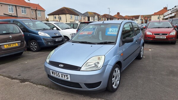 Used Ford Fiesta 2005 for sale - 72484937: Photo 2