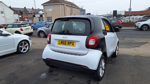 Used smart fortwo 2016 for sale - 73536131: Photo 4