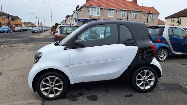 Used smart fortwo 2016 for sale - 73536131: Photo 8