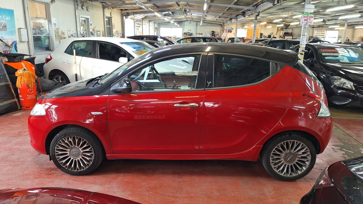 Used Chrysler Ypsilon 2013 for sale - 77058473: Photo 9