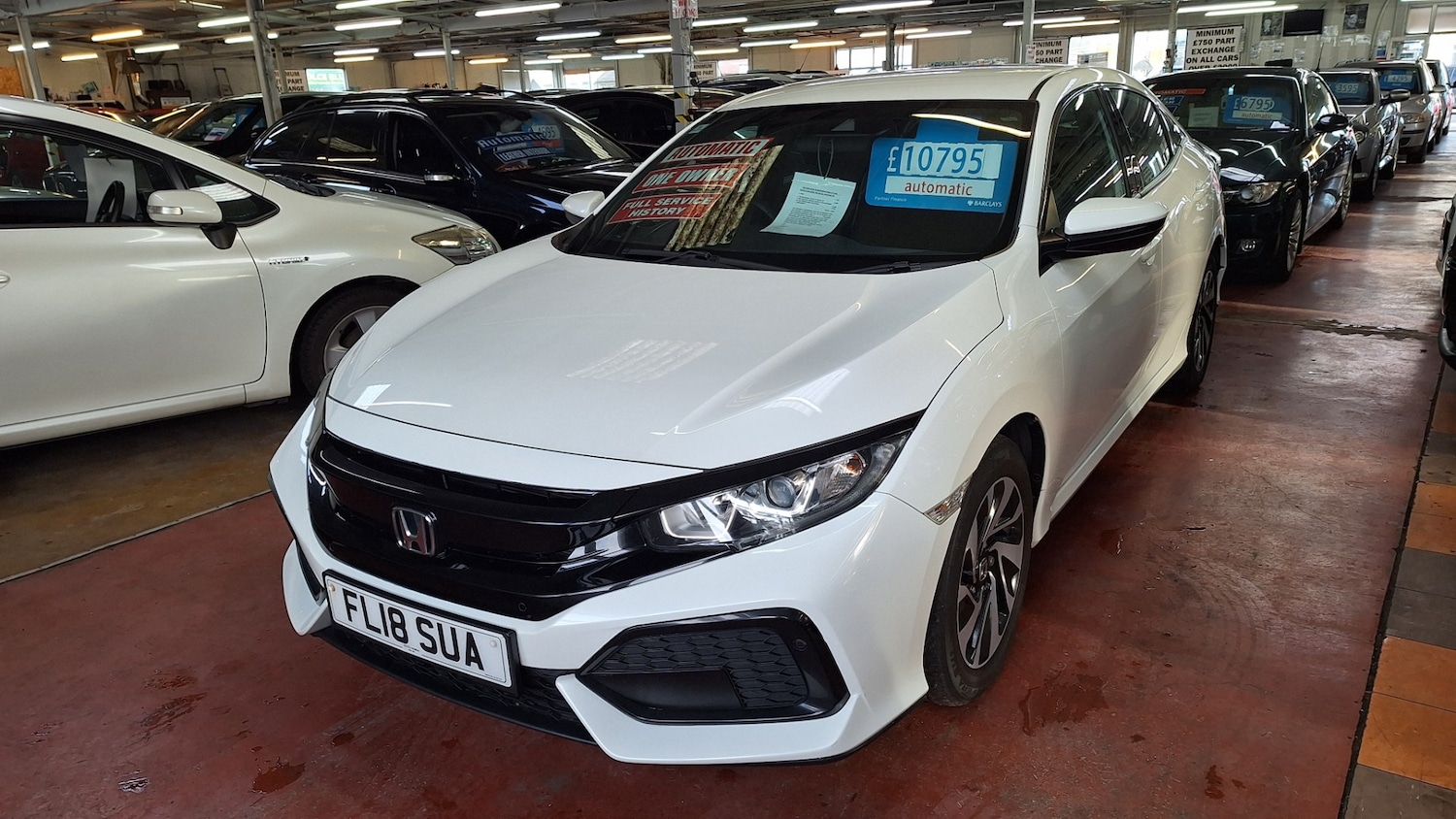 Used Honda Civic 2018 for sale - 76892382: Photo 2